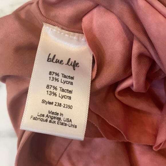 NWOT blue life ruffle bikini top - Picture 4 of 5